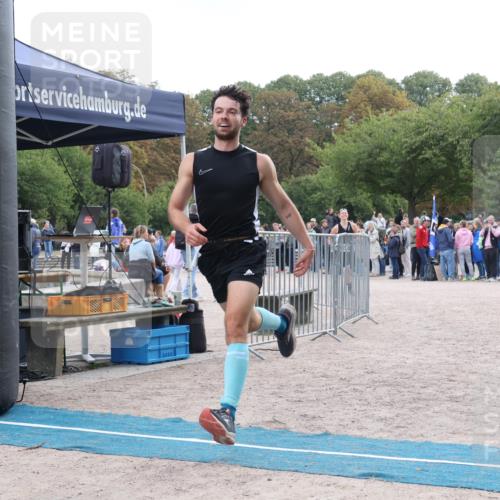 14.09.2025 - Stadtparktriathlon Strokosch-Dieckow http://msf.ph/oto/8887460 14.09.2025 11:39:26 Ziel 645, 766 meine-sportfotos.de