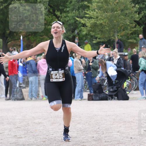 14.09.2025 - Stadtparktriathlon Strokosch-Dieckow http://msf.ph/oto/8887463 14.09.2025 11:39:29 Ziel 645, 766 meine-sportfotos.de