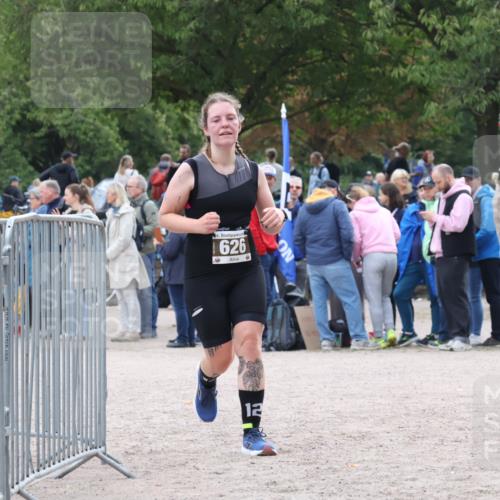 14.09.2025 - Stadtparktriathlon Strokosch-Dieckow http://msf.ph/oto/8887474 14.09.2025 11:39:54 Ziel 626, 771 meine-sportfotos.de