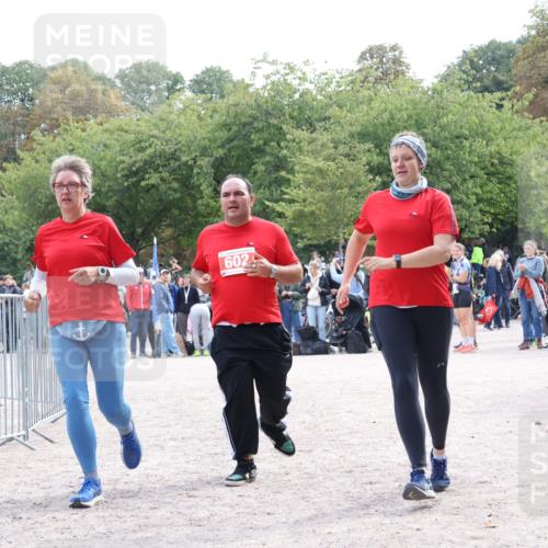 14.09.2025 - Stadtparktriathlon Strokosch-Dieckow http://msf.ph/oto/8887497 14.09.2025 11:41:44 Ziel 602, 781 meine-sportfotos.de