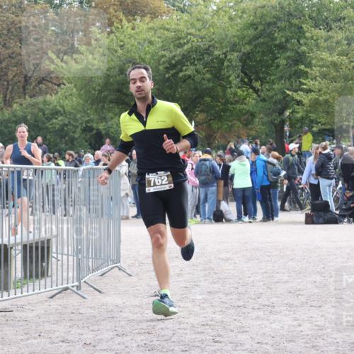 14.09.2025 - Stadtparktriathlon Strokosch-Dieckow http://msf.ph/oto/8887538 14.09.2025 11:42:47 Ziel 678, 714, 729, 762 meine-sportfotos.de
