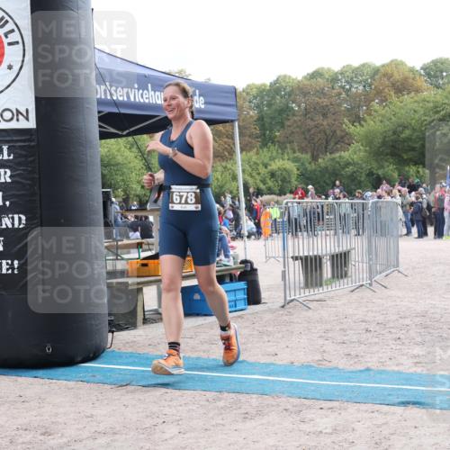 14.09.2025 - Stadtparktriathlon Strokosch-Dieckow http://msf.ph/oto/8887553 14.09.2025 11:42:52 Ziel 678, 762 meine-sportfotos.de