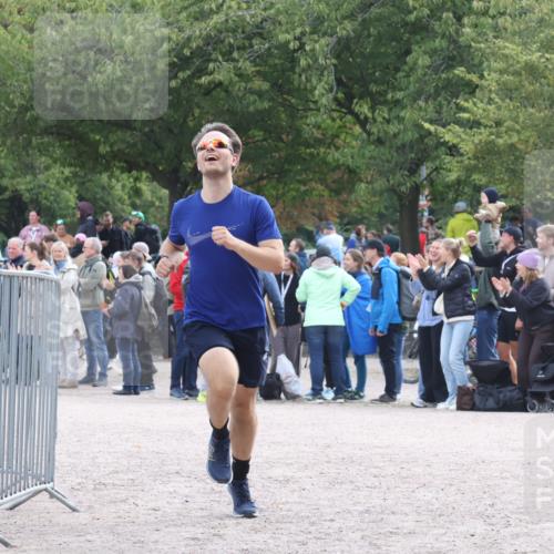 14.09.2025 - Stadtparktriathlon Strokosch-Dieckow http://msf.ph/oto/8887554 14.09.2025 11:42:59 Ziel 631, 740 meine-sportfotos.de