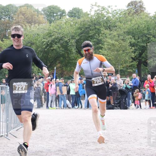 14.09.2025 - Stadtparktriathlon Strokosch-Dieckow http://msf.ph/oto/8887572 14.09.2025 11:43:09 Ziel 631, 686, 727, 790 meine-sportfotos.de