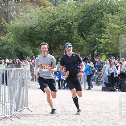 14.09.2025 - Stadtparktriathlon Strokosch-Dieckow http://msf.ph/oto/8887589 14.09.2025 11:43:56 Ziel 732, 765 meine-sportfotos.de