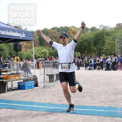 14.09.2025 - Stadtparktriathlon Strokosch-Dieckow http://msf.ph/oto/8887605 14.09.2025 11:44:25 Ziel 779, 785 meine-sportfotos.de