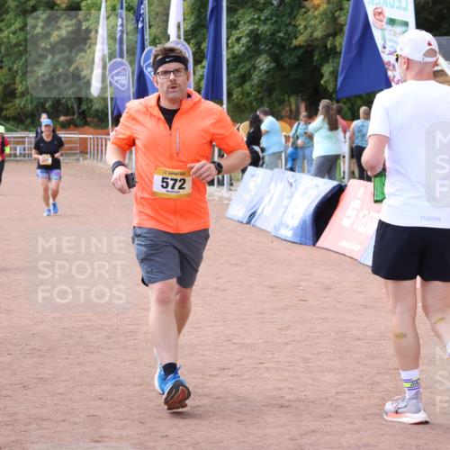 14.09.2025 - Airport Race Strokosch-Dieckow http://msf.ph/oto/8887611 14.09.2025 12:55:54 Ziel 394, 572, 4127 meine-sportfotos.de