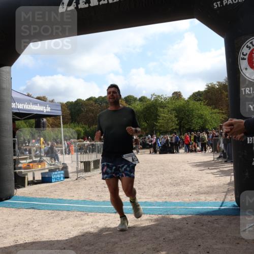 14.09.2025 - Stadtparktriathlon Strokosch-Dieckow http://msf.ph/oto/8887648 14.09.2025 11:45:41 Ziel 775 meine-sportfotos.de