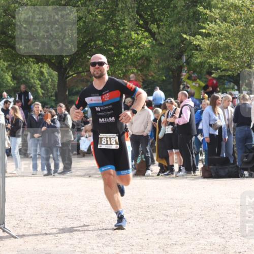 14.09.2025 - Stadtparktriathlon Strokosch-Dieckow http://msf.ph/oto/8887743 14.09.2025 11:48:46 Ziel 818 meine-sportfotos.de