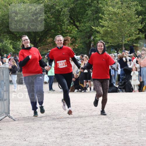 14.09.2025 - Stadtparktriathlon Strokosch-Dieckow http://msf.ph/oto/8887815 14.09.2025 11:50:52 Ziel 601 meine-sportfotos.de