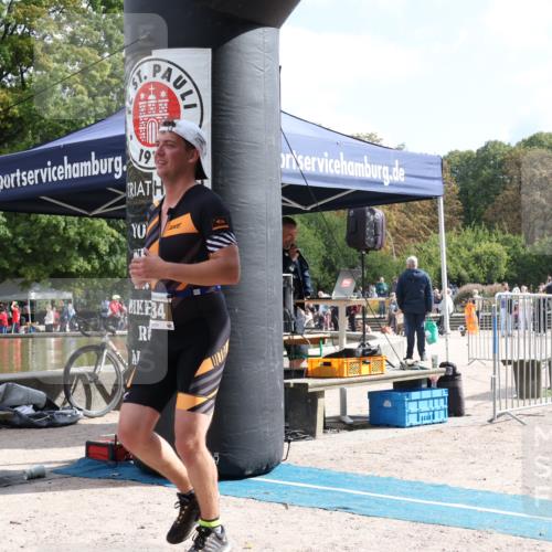 14.09.2025 - Stadtparktriathlon Strokosch-Dieckow http://msf.ph/oto/8888028 14.09.2025 11:58:32 Ziel 734 meine-sportfotos.de