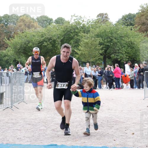 14.09.2025 - Stadtparktriathlon Strokosch-Dieckow http://msf.ph/oto/8888128 14.09.2025 12:00:32 Ziel 724, 846, 914 meine-sportfotos.de