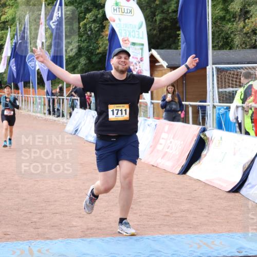 14.09.2025 - Airport Race Strokosch-Dieckow http://msf.ph/oto/8888332 14.09.2025 12:58:51 Ziel 27, 132, 1711, 4144 meine-sportfotos.de