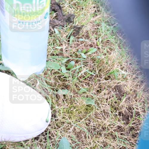 14.09.2025 - Airport Race Strokosch-Dieckow http://msf.ph/oto/8888387 14.09.2025 12:59:03 Ziel 1236, 1237 meine-sportfotos.de