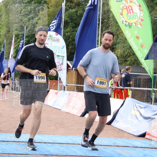 14.09.2025 - Airport Race Strokosch-Dieckow http://msf.ph/oto/8888699 14.09.2025 13:00:31 Ziel 1990, 1991, 2174 meine-sportfotos.de