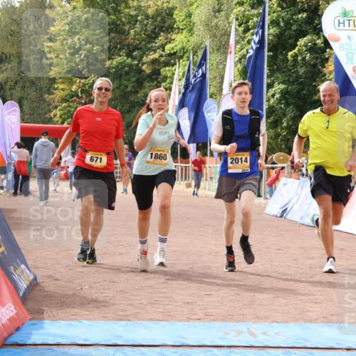 14.09.2025 - Airport Race Strokosch-Dieckow http://msf.ph/oto/8888779 14.09.2025 13:01:02 Ziel 671, 1860, 2014 meine-sportfotos.de