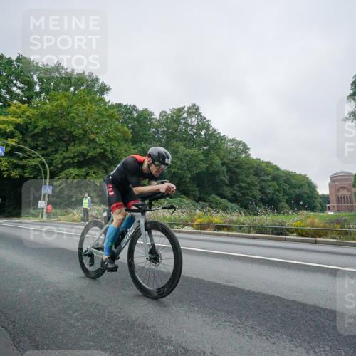 14.09.2025 - Stadtparktriathlon Michael Burmester http://msf.ph/oto/8888928 14.09.2025 08:57:19 Radfahren 316, 348, 353 meine-sportfotos.de