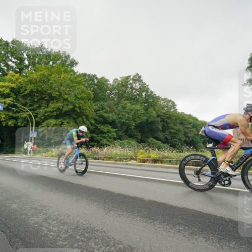 14.09.2025 - Stadtparktriathlon Michael Burmester http://msf.ph/oto/8889312 14.09.2025 09:10:05 Radfahren 311, 315, 328, 348, 350, 357, 387, 413, 414 meine-sportfotos.de