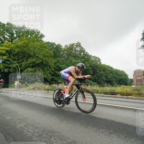 14.09.2025 - Stadtparktriathlon Michael Burmester http://msf.ph/oto/8889378 14.09.2025 09:11:21 Radfahren 312, 313, 321, 332, 405, 408, 416, 423, 436 meine-sportfotos.de