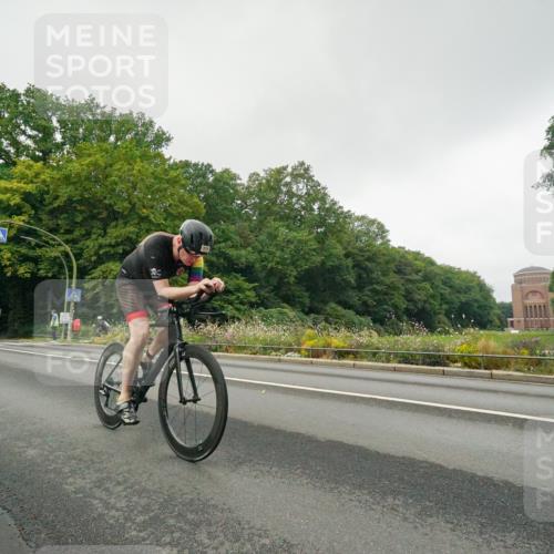 14.09.2025 - Stadtparktriathlon Michael Burmester http://msf.ph/oto/8889394 14.09.2025 09:11:38 Radfahren 310, 316, 394 meine-sportfotos.de