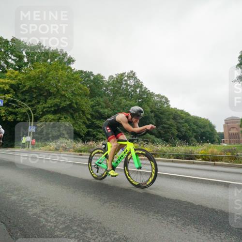 14.09.2025 - Stadtparktriathlon Michael Burmester http://msf.ph/oto/8889435 14.09.2025 09:13:10 Radfahren 314, 397 meine-sportfotos.de
