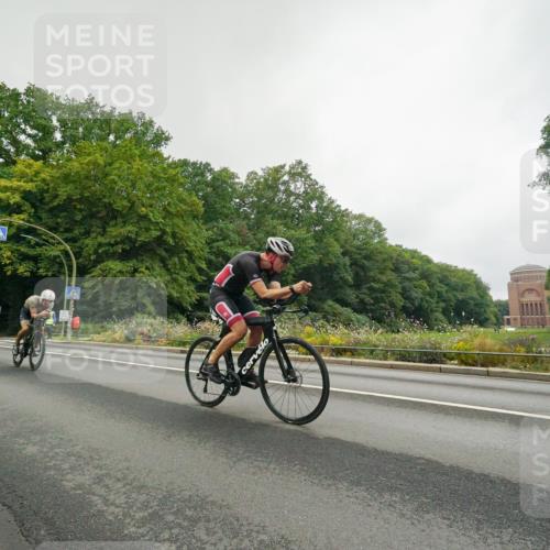 14.09.2025 - Stadtparktriathlon Michael Burmester http://msf.ph/oto/8889472 14.09.2025 09:14:35 Radfahren 301, 318, 326, 340, 345, 347, 363, 370, 371, 373, 377, 380, 381, 401, 404 meine-sportfotos.de