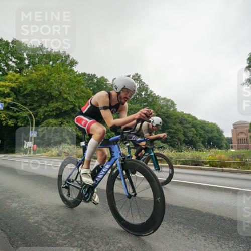 14.09.2025 - Stadtparktriathlon Michael Burmester http://msf.ph/oto/8889480 14.09.2025 09:14:38 Radfahren 301, 318, 326, 340, 347, 371, 373, 377, 380, 381, 401, 404 meine-sportfotos.de