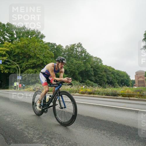 14.09.2025 - Stadtparktriathlon Michael Burmester http://msf.ph/oto/8889549 14.09.2025 09:16:12 Radfahren 311, 348, 413, 414, 432, 484 meine-sportfotos.de