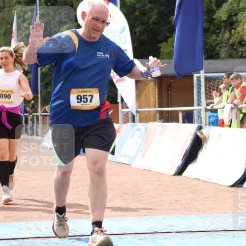 14.09.2025 - Airport Race Strokosch-Dieckow http://msf.ph/oto/8889563 14.09.2025 13:04:17 Ziel 957, 1008, 1484, 1890 meine-sportfotos.de