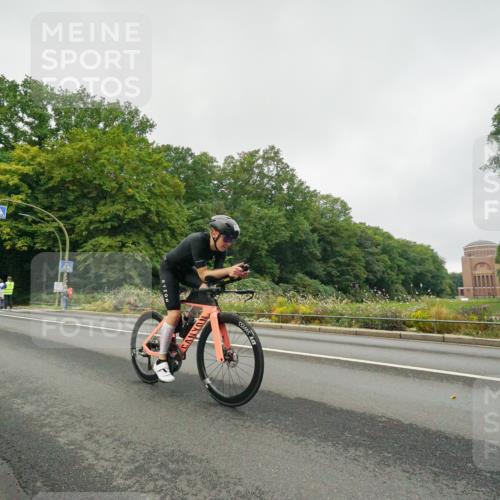 14.09.2025 - Stadtparktriathlon Michael Burmester http://msf.ph/oto/8889650 14.09.2025 09:18:13 Radfahren 307, 317, 332, 344, 420, 456, 459, 468, 474, 481 meine-sportfotos.de