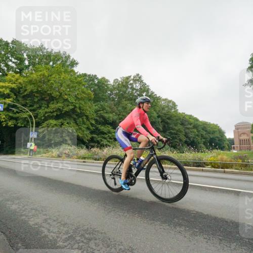 14.09.2025 - Stadtparktriathlon Michael Burmester http://msf.ph/oto/8889672 14.09.2025 09:18:35 Radfahren 316, 358, 374, 415, 455, 483 meine-sportfotos.de