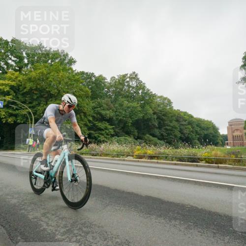 14.09.2025 - Stadtparktriathlon Michael Burmester http://msf.ph/oto/8889692 14.09.2025 09:19:04 Radfahren 314, 334, 422, 431, 472, 482 meine-sportfotos.de