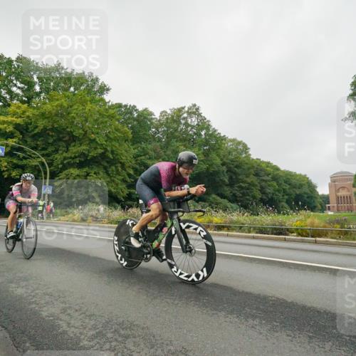 14.09.2025 - Stadtparktriathlon Michael Burmester http://msf.ph/oto/8889734 14.09.2025 09:19:42 Radfahren 320, 324, 356, 382, 425, 447, 485, 492, 495, 497 meine-sportfotos.de