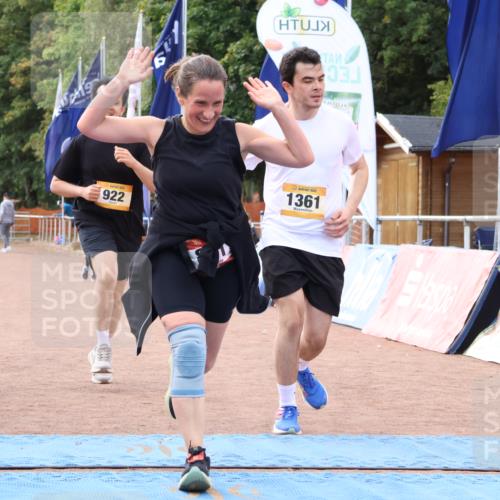 14.09.2025 - Airport Race Strokosch-Dieckow http://msf.ph/oto/8889750 14.09.2025 13:04:36 Ziel 59, 881, 922, 1361, 1888 meine-sportfotos.de