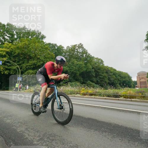 14.09.2025 - Stadtparktriathlon Michael Burmester http://msf.ph/oto/8889756 14.09.2025 09:20:04 Radfahren 333, 368, 423, 438, 503 meine-sportfotos.de