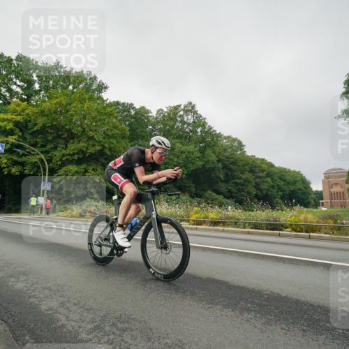 14.09.2025 - Stadtparktriathlon Michael Burmester http://msf.ph/oto/8889879 14.09.2025 09:22:23 Radfahren 311, 348, 361, 367, 392, 398, 432, 466, 487 meine-sportfotos.de