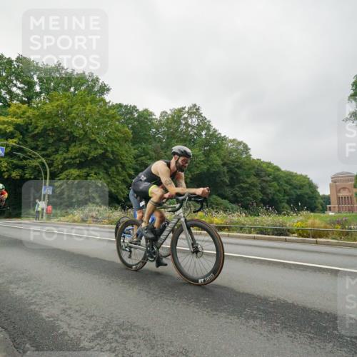 14.09.2025 - Stadtparktriathlon Michael Burmester http://msf.ph/oto/8889931 14.09.2025 09:23:30 Radfahren 313, 319, 325, 360, 369, 436, 463 meine-sportfotos.de