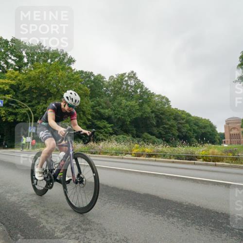 14.09.2025 - Stadtparktriathlon Michael Burmester http://msf.ph/oto/8889945 14.09.2025 09:23:54 Radfahren 391, 394, 453 meine-sportfotos.de