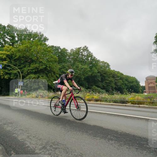 14.09.2025 - Stadtparktriathlon Michael Burmester http://msf.ph/oto/8889987 14.09.2025 09:25:30 Radfahren 316, 322, 422, 425, 431, 452, 475, 481, 499 meine-sportfotos.de