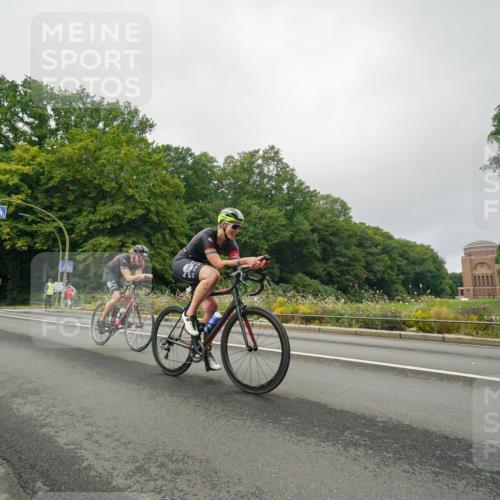 14.09.2025 - Stadtparktriathlon Michael Burmester http://msf.ph/oto/8890030 14.09.2025 09:26:27 Radfahren 320, 356, 381, 389, 419, 439, 443, 447, 472, 486, 495 meine-sportfotos.de