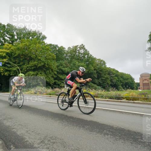14.09.2025 - Stadtparktriathlon Michael Burmester http://msf.ph/oto/8890086 14.09.2025 09:27:48 Radfahren 380, 386, 401, 404, 445, 505, 506 meine-sportfotos.de