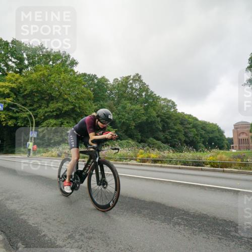 14.09.2025 - Stadtparktriathlon Michael Burmester http://msf.ph/oto/8890139 14.09.2025 09:29:33 Radfahren 418, 437, 460, 478 meine-sportfotos.de