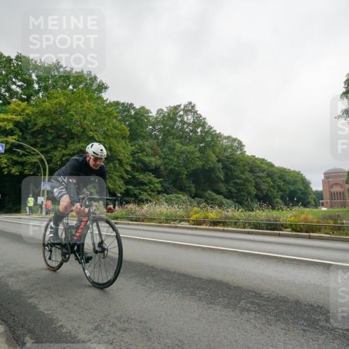 14.09.2025 - Stadtparktriathlon Michael Burmester http://msf.ph/oto/8890215 14.09.2025 09:32:56 Radfahren 381, 419, 440, 475, 481 meine-sportfotos.de