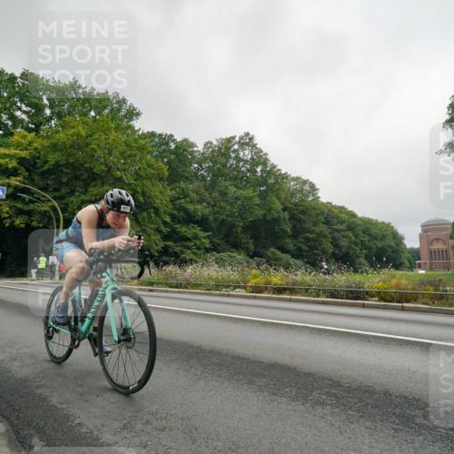 14.09.2025 - Stadtparktriathlon Michael Burmester http://msf.ph/oto/8890219 14.09.2025 09:33:02 Radfahren 454, 475, 481, 483 meine-sportfotos.de