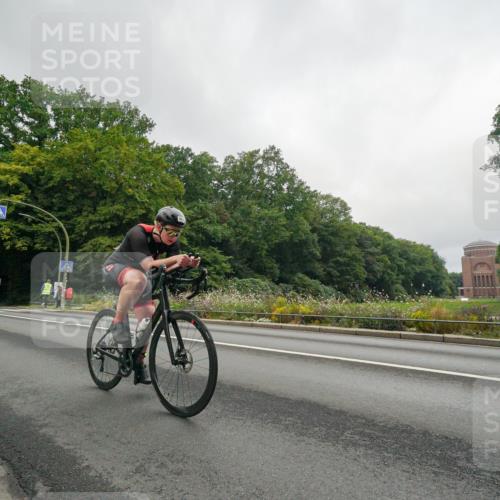 14.09.2025 - Stadtparktriathlon Michael Burmester http://msf.ph/oto/8890223 14.09.2025 09:33:11 Radfahren 452, 454, 464, 482, 483 meine-sportfotos.de