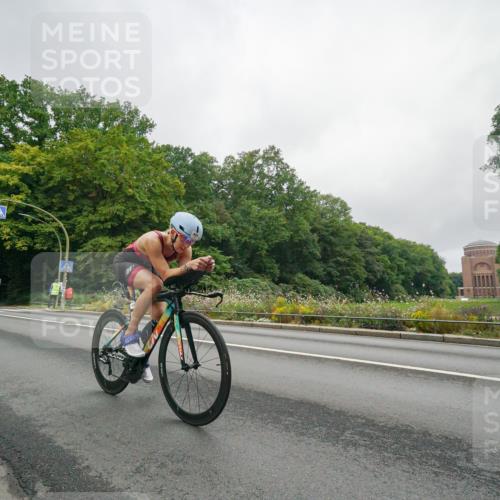 14.09.2025 - Stadtparktriathlon Michael Burmester http://msf.ph/oto/8890334 14.09.2025 09:36:04 Radfahren 448, 466, 478, 504 meine-sportfotos.de