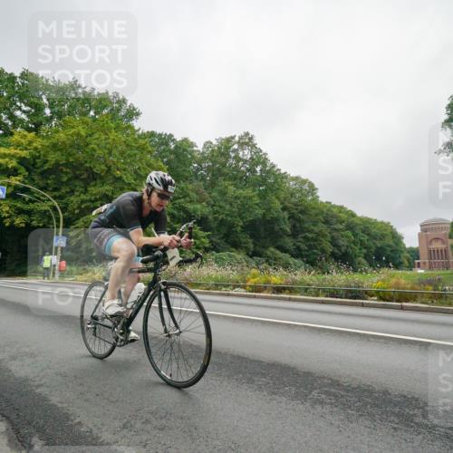 14.09.2025 - Stadtparktriathlon Michael Burmester http://msf.ph/oto/8890335 14.09.2025 09:36:09 Radfahren 448, 466, 485, 504 meine-sportfotos.de