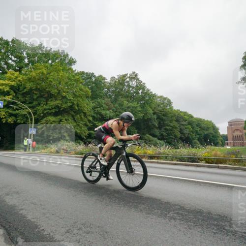 14.09.2025 - Stadtparktriathlon Michael Burmester http://msf.ph/oto/8890341 14.09.2025 09:36:20 Radfahren 463, 485 meine-sportfotos.de
