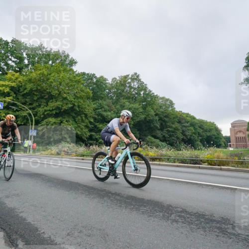 14.09.2025 - Stadtparktriathlon Michael Burmester http://msf.ph/oto/8890419 14.09.2025 09:41:08 Radfahren 439, 452, 459, 469, 472, 503 meine-sportfotos.de