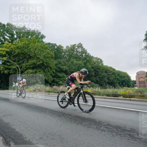 14.09.2025 - Stadtparktriathlon Michael Burmester http://msf.ph/oto/8890448 14.09.2025 09:42:47 Radfahren 445, 463, 466, 477, 478, 506 meine-sportfotos.de